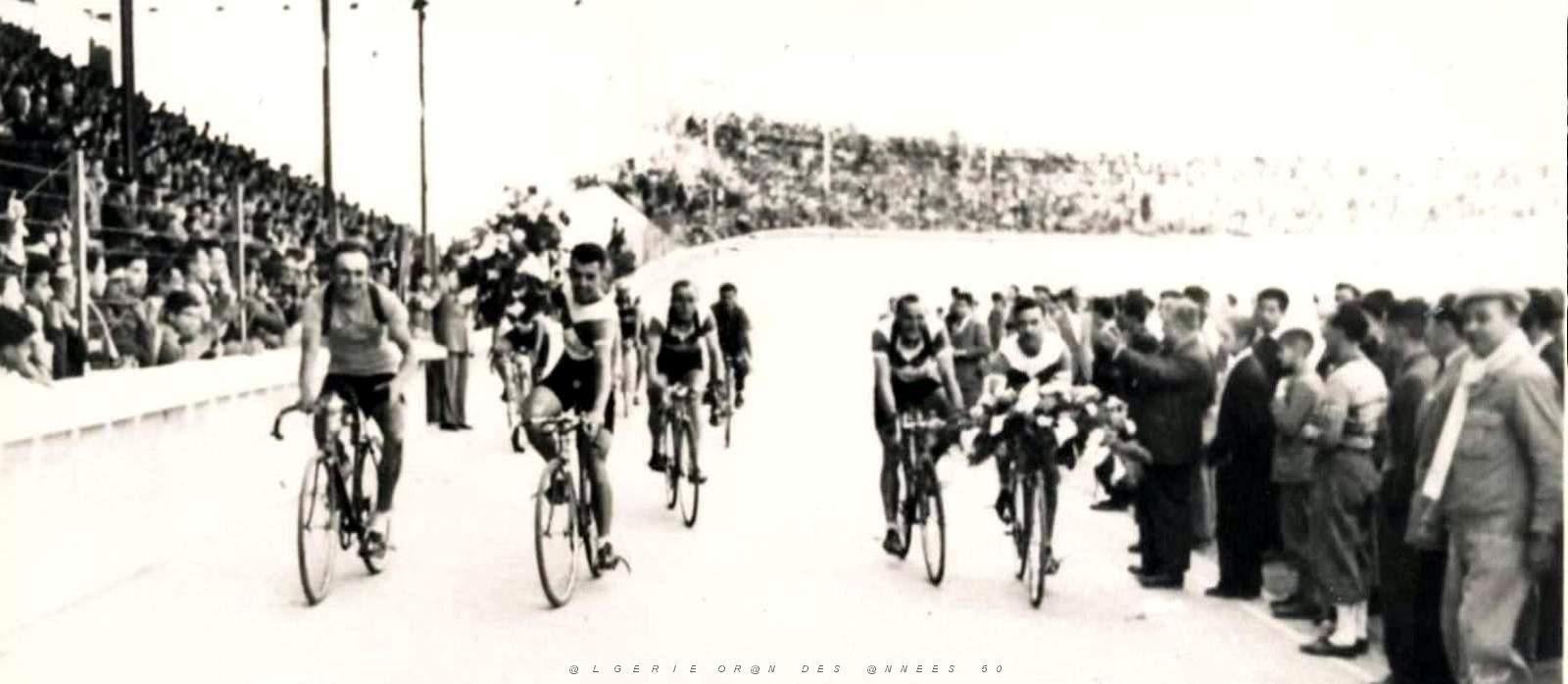 942- Tour d'Algerie cycliste2.jpg
